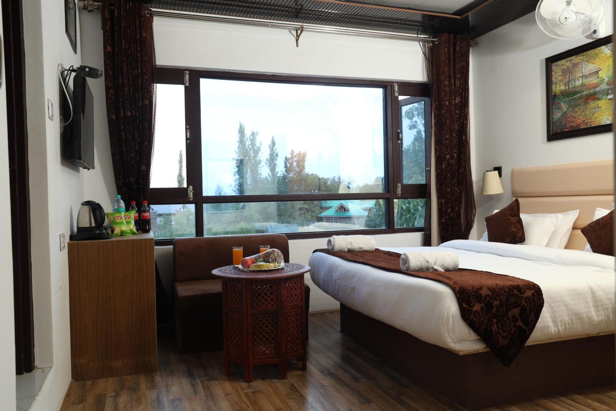 Mountain Orchard Retreat Pahalgam Hotell Exteriör bild